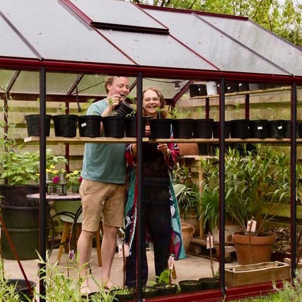 DVHN Binnenkijker interieurstylist tuin